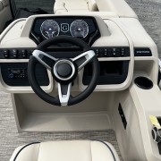 2027 Godfrey SW2086CSE - Pacific / Moonstone